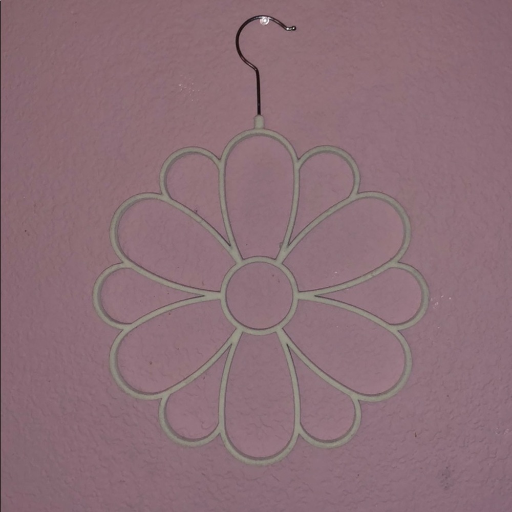 Felt  Flower Jewelrey Hanger ( Off White Color )